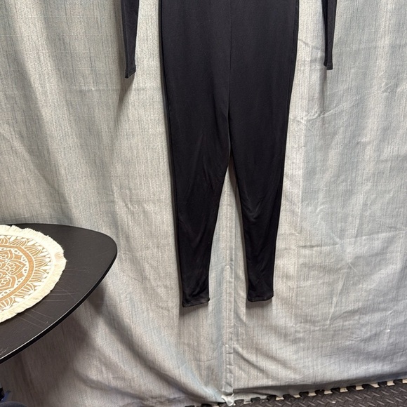 ASOS Black Long Sleeve Jumpsuit size 4 - Picture 3 of 8